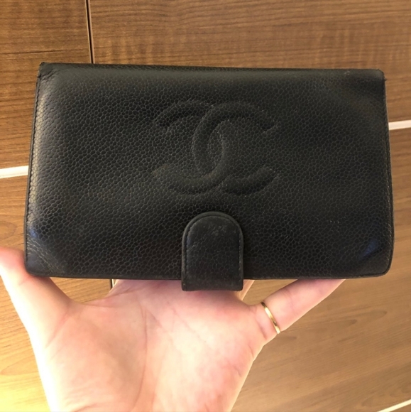 CHANEL Handbags - Chanel vintage wallet clutch